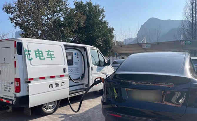 梅里斯达斡尔族区汽车搭电
